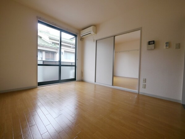 サンファミール1の物件内観写真